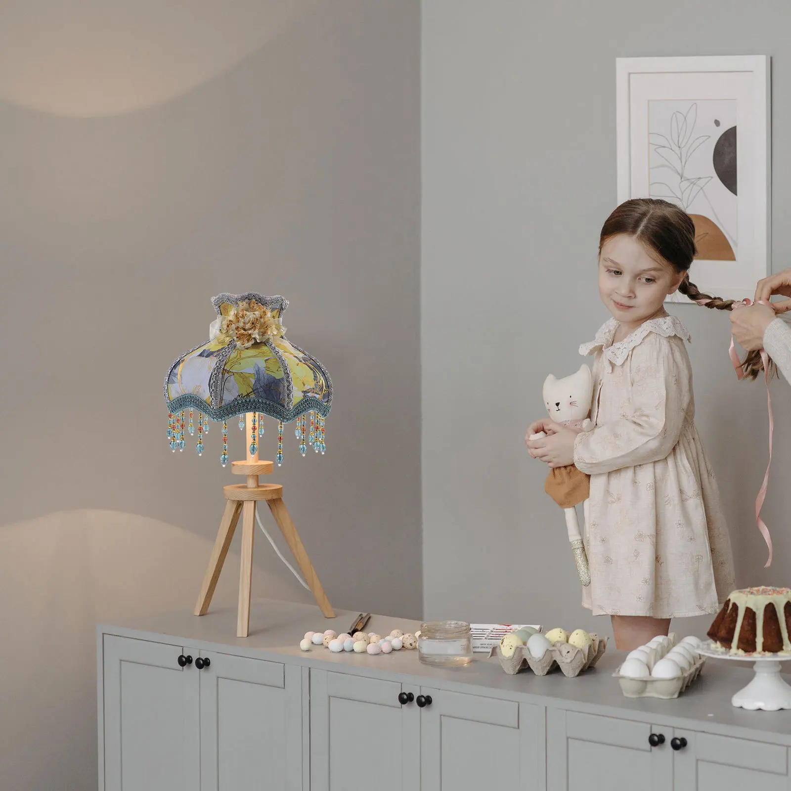 

Vintage European Fabric Lampshade Fringe Bead Cloth Lamp Shade for Floor Bedside Table Lamp Soft Diffuser Vintage Lampshade