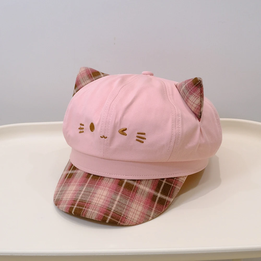 Japanese-style cute cat-themed embroidery multi-color checkered brimmed ear-shaped newsboy hat for outings and dates