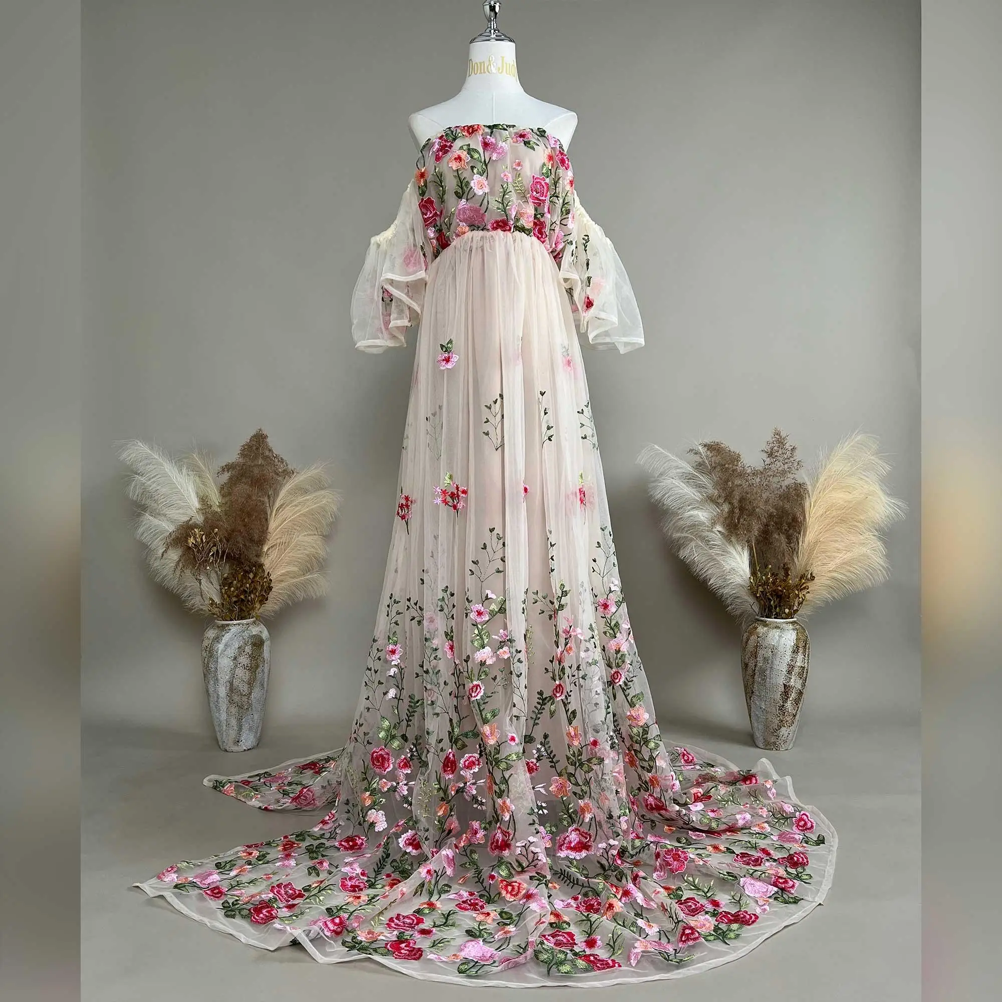 

Don&Judy Pregnant Woman Dress Embroidered For Evening Party Rose Mesh Strapless Dress With Side Slit Flower Gown For Photography