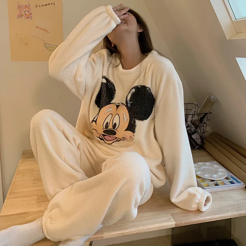 Disney Mickey autumn and winter new cartoon cute Winnie the Pooh rice velvet pajamas women\'s warm animation loungewear