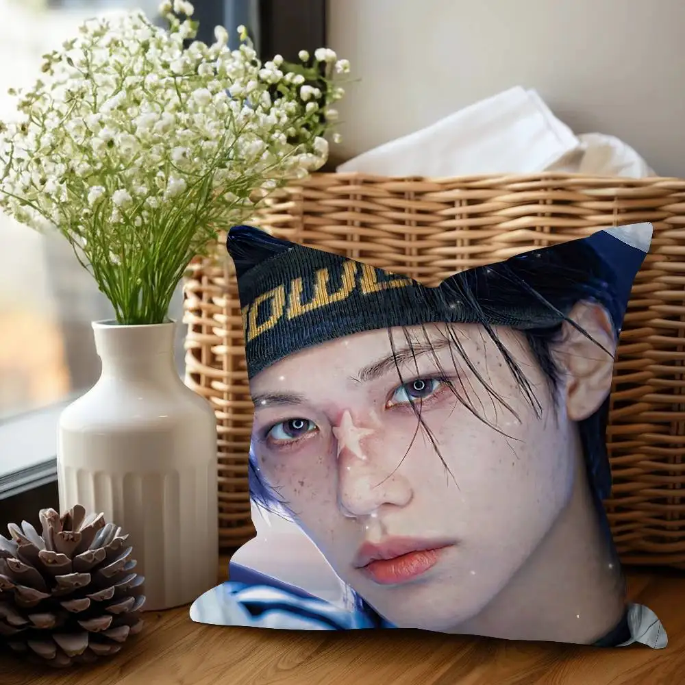 F-FELIX المغني وسادة هدية ديكور مكتب المنزل غرفة نوم أريكة غطاء وسادة السيارة 45x45 #6