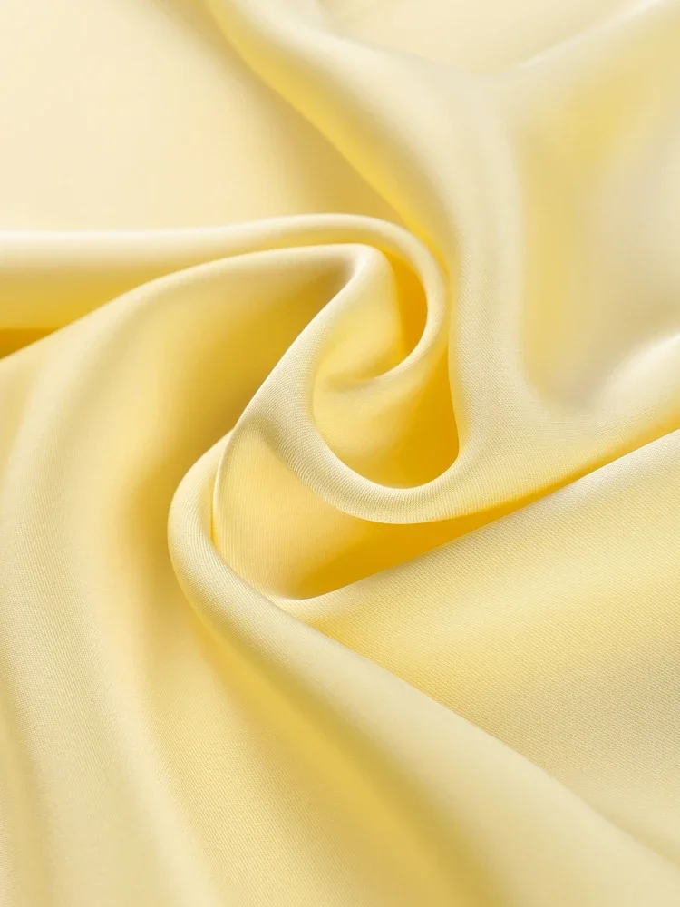 Moda amarelo cetim topos saia 2 peça conjunto feminino rendas até superior cintura alta sereia saia 2025 verão sexy novo em ternos combinando