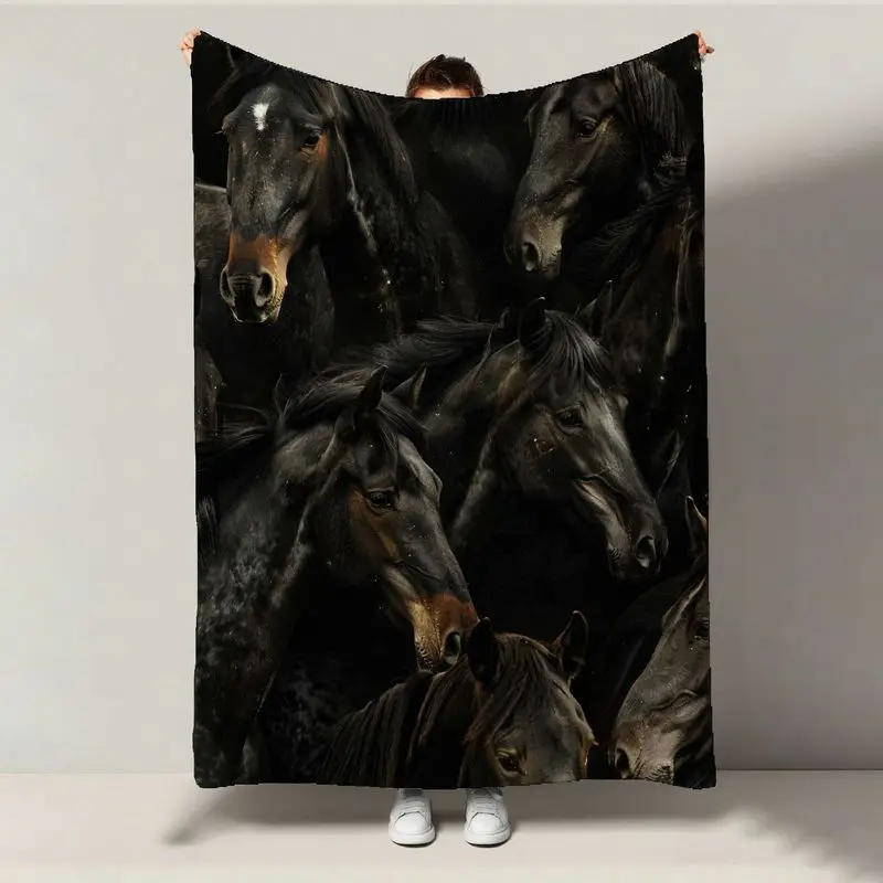 

1pc Mysterious Black Horse Flannel Blanket - Realistic Horse Head, All-Season Thanksgiving/Christmas/Valentine’s Gift