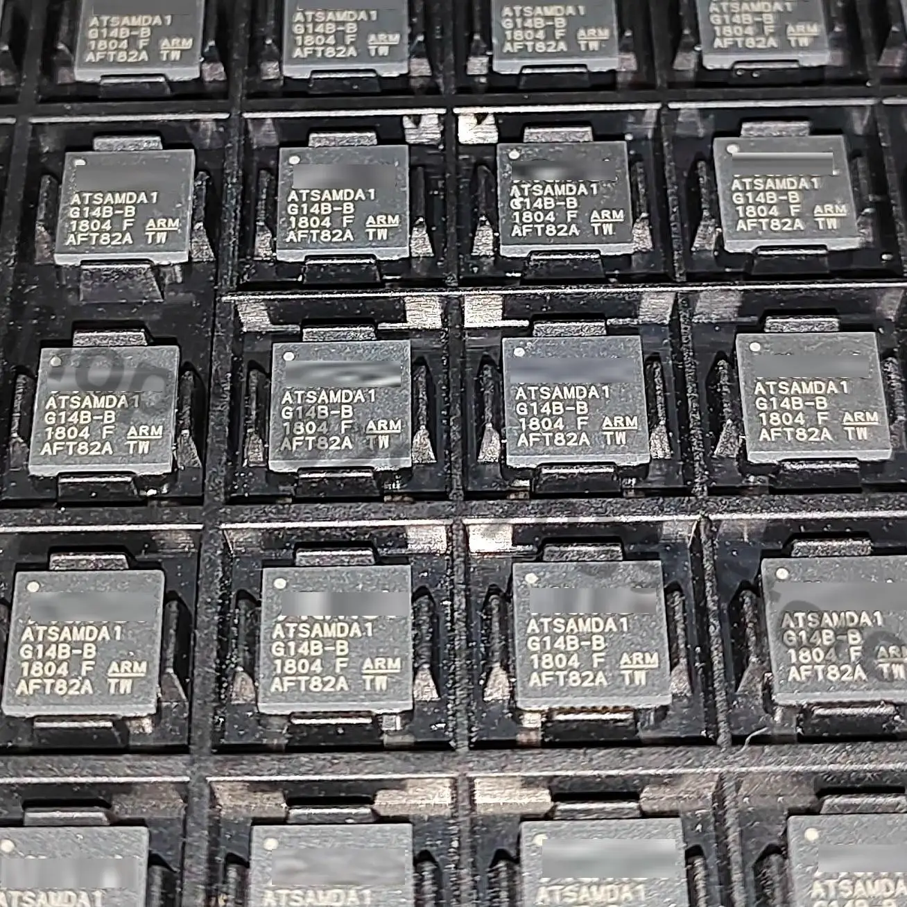 5Pcs/Lot ATSAMDA1G1…