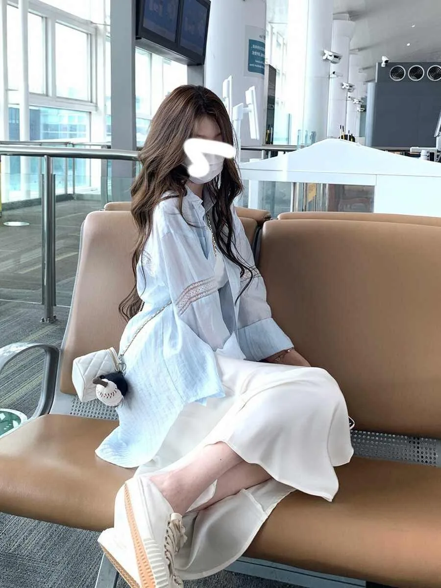 أزرق فاتح طويل Sve للنساء irt تفريغ الدانتيل للحماية من الشمس الصيف Fre Sle الربط تصميم نسيج البوليستر الرقيق