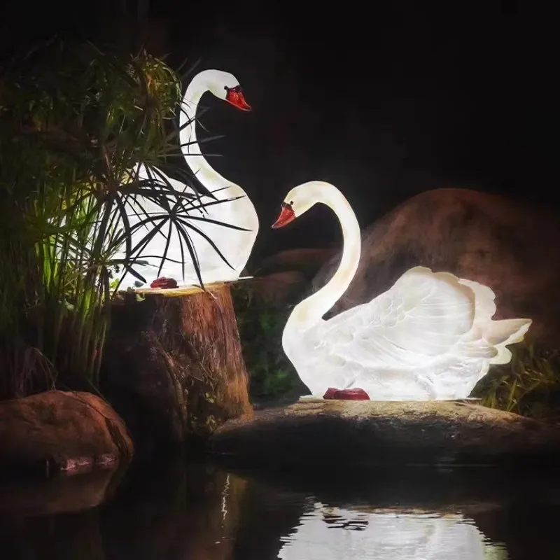 

Outdoor Realistic Swan Lamp Lawn Ornament with Glowing Warm White Light IP66 Rated for Park Decoration
