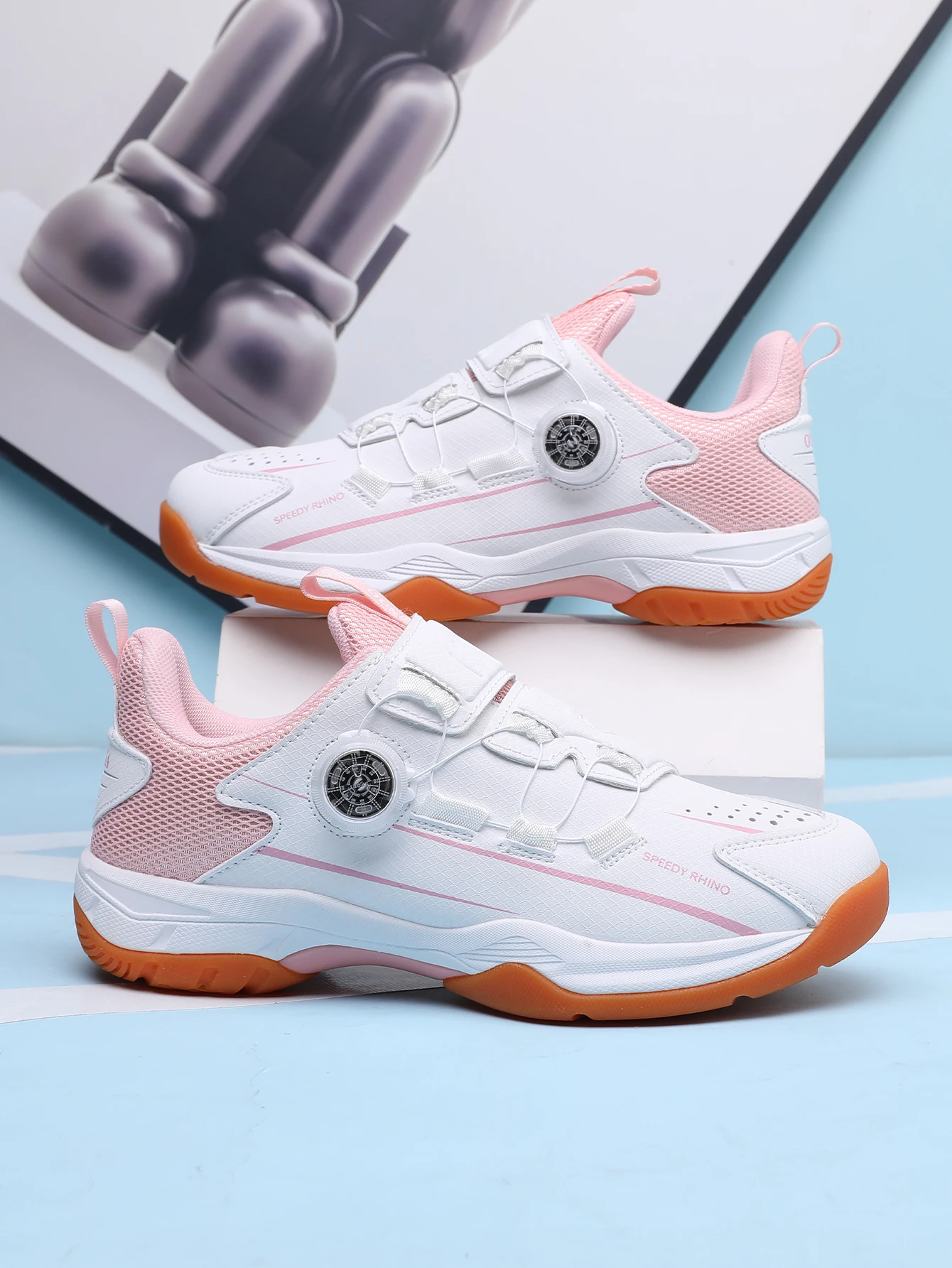 

Нейтральная носимая обувь для бадминтона, повседневная обувь, женская нескользящая теннисная обувь, легкая обувь на плоской подошве для прогулок на открытом воздухе, очень хорошая