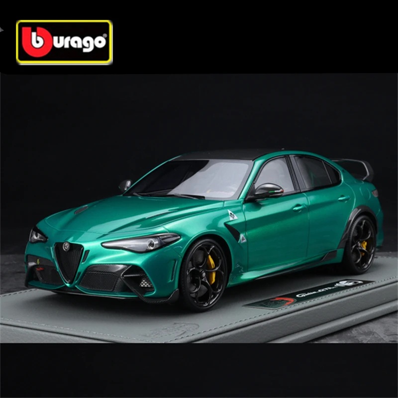 

1:43 Alfa Romeo Giulia GTAm Alloy Sports Car Model Metal Miniature Scale Vehicle Car Model High Simulation Toy Gift