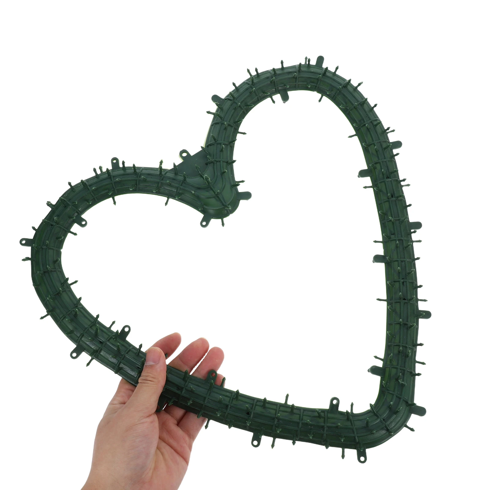 

Heart Shape Wreath Frame Sturdy Plastic Support for DIY Flower Crafts Wedding Party Decor Creative Floral Garland Supplies
