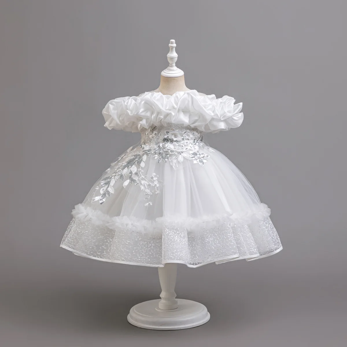 

Kid Off Shoulder Ruffled Puff Sleeved Dress Sequin Embroidery Tiered Tulle Children Skirt Ruffled Hem Lace Trim Girl Gown