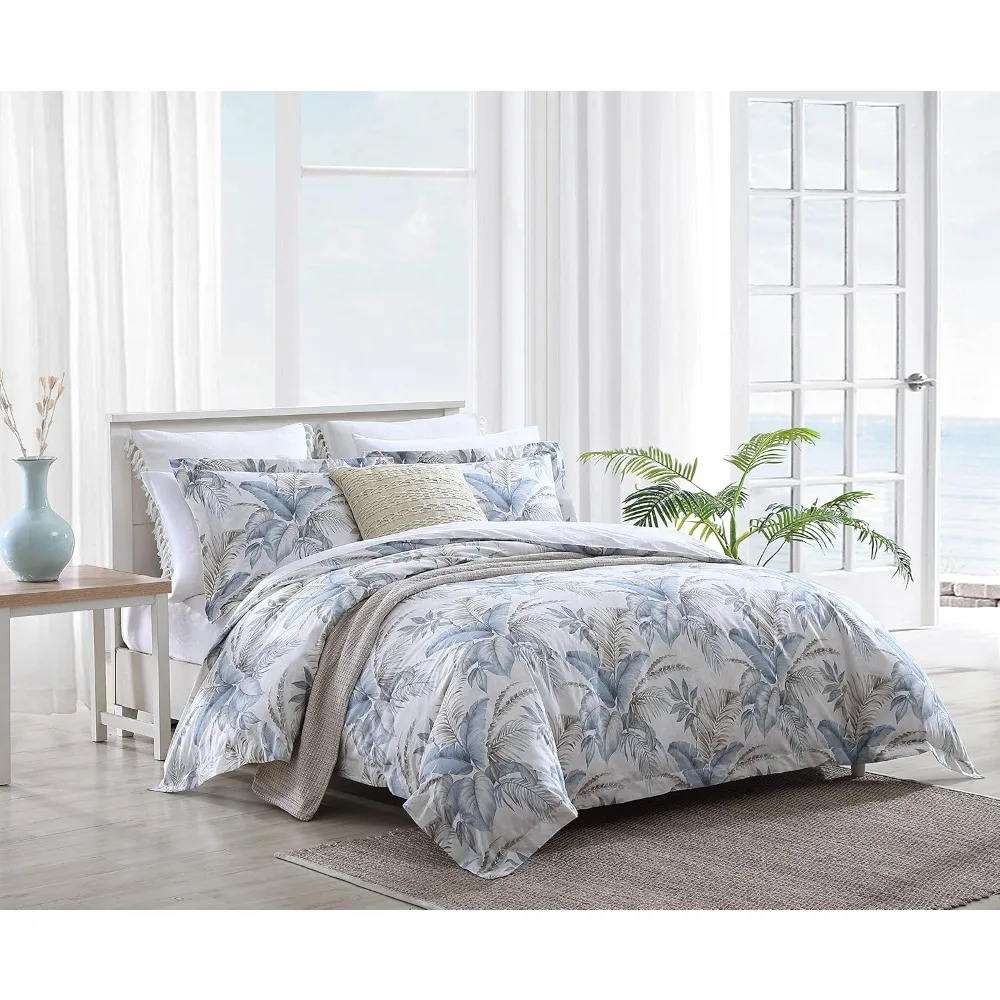 

Cotton Duvet Cover Set with Matching Shams and Button Closure for All Season Home Decor in Bakers Bluff Blue