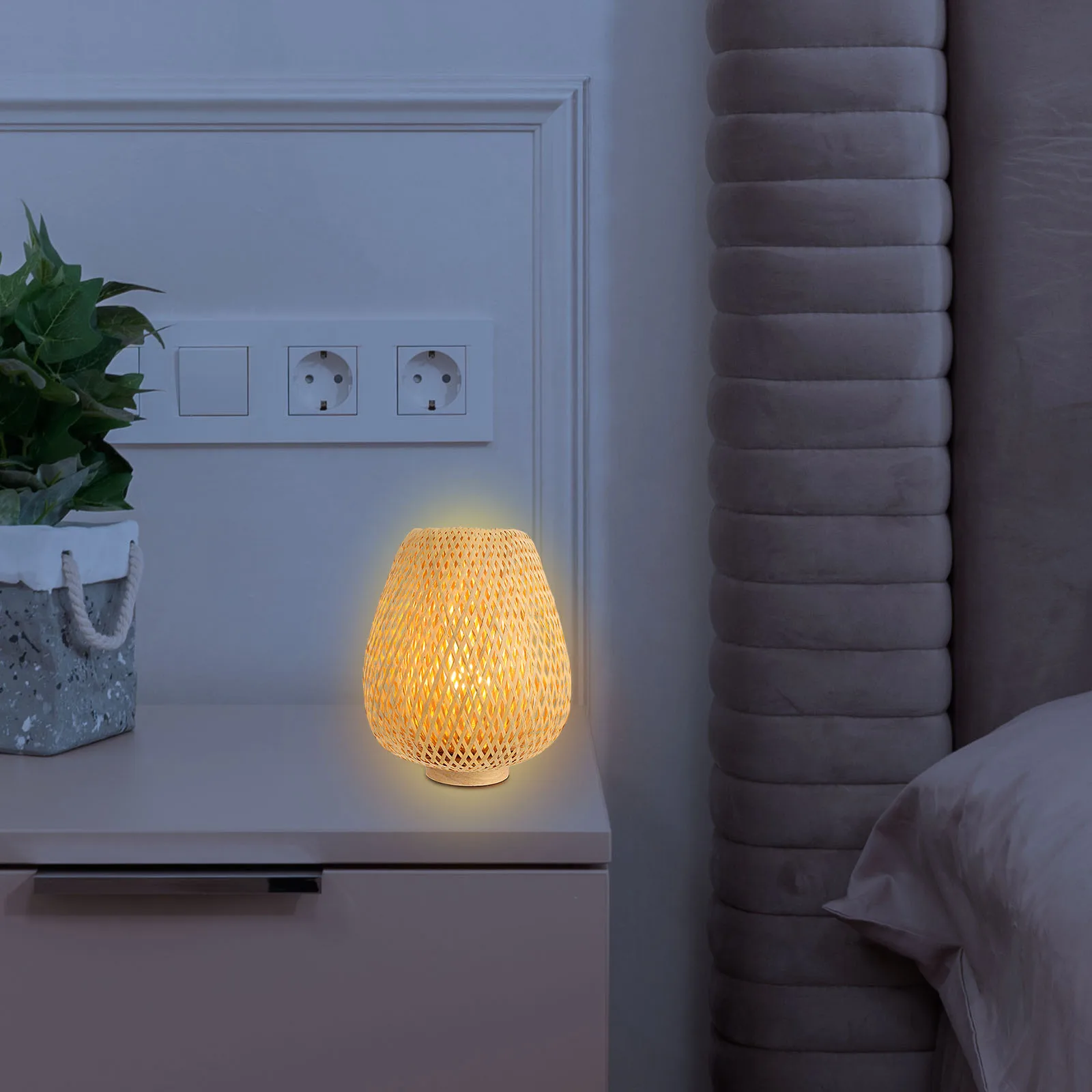

Bamboo Woven Table Lamp Japanese Style Desk Light Bedroom Lighting Design Warm Atmosphere Home Decoration