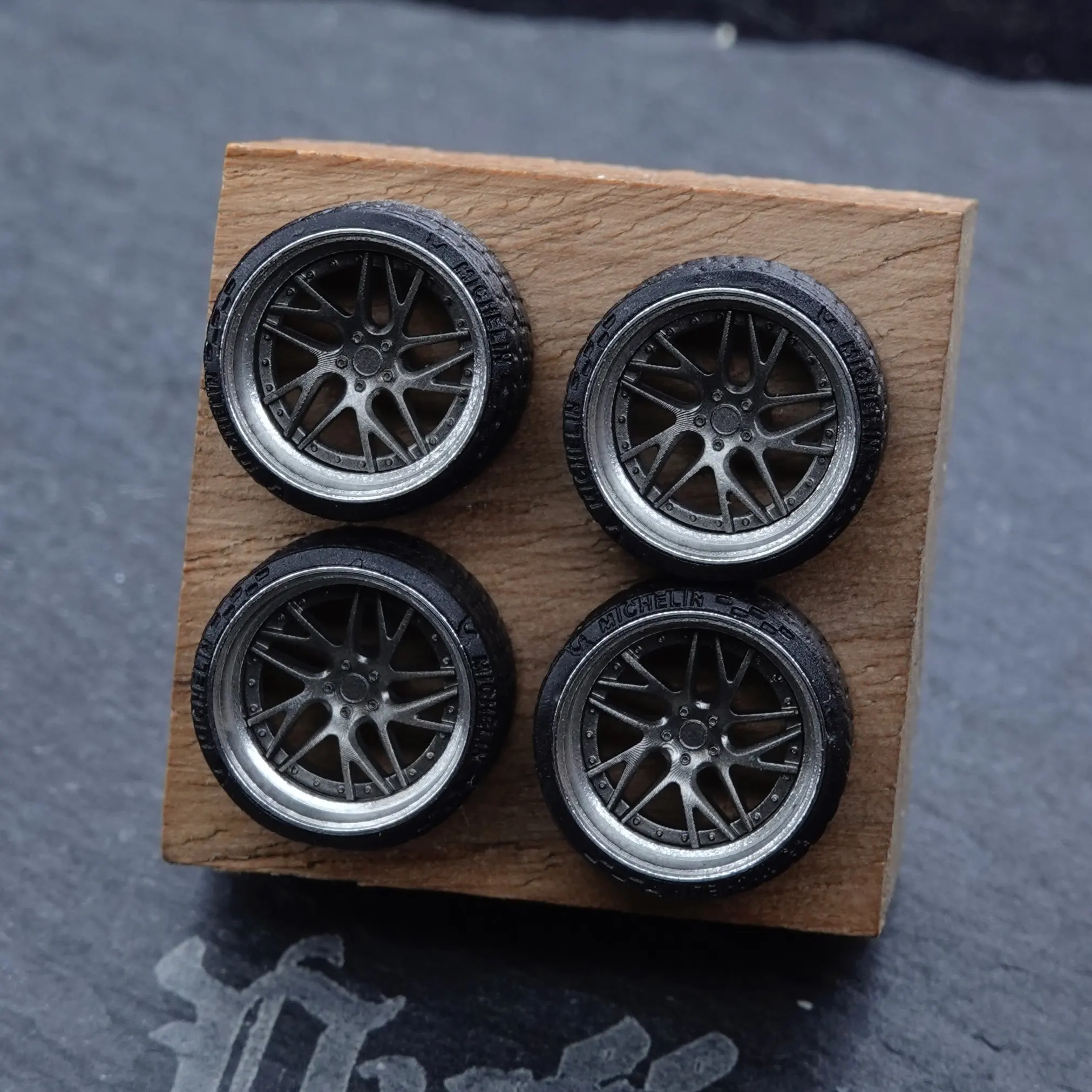

PuffStudio_1/64 Масштабные колеса Wheel_WORK-CVX_8.8mm с вставными ступицами для модификации моделей автомобилей