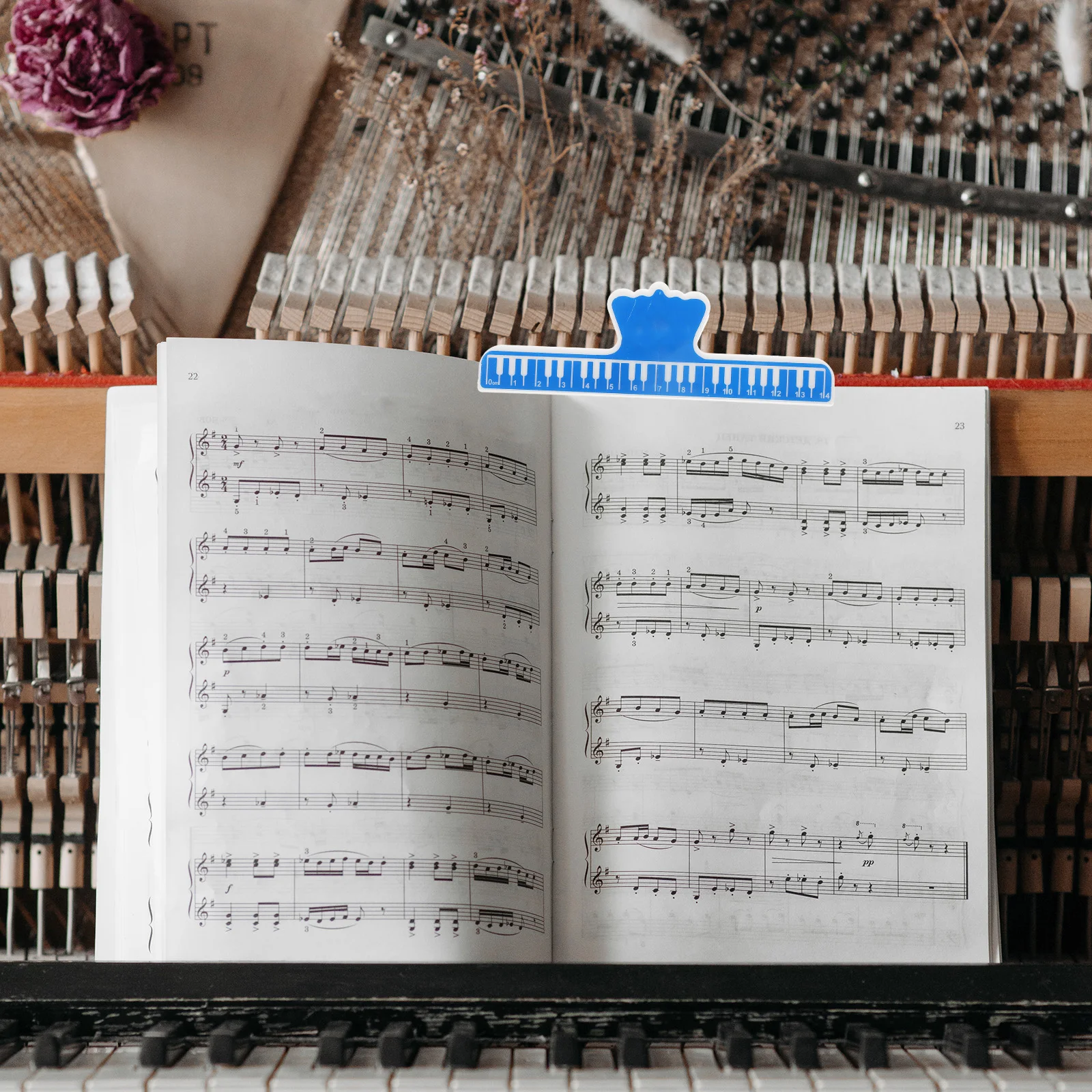 

5 Pcs Musical Paper Clips Small Piano Book Score Page Holder Guitar