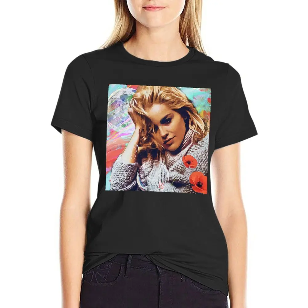 Sharon Stone Crewneck T-shirt Sports Top Tee Graphic Vintage Funny Novelty Aactivity Competition