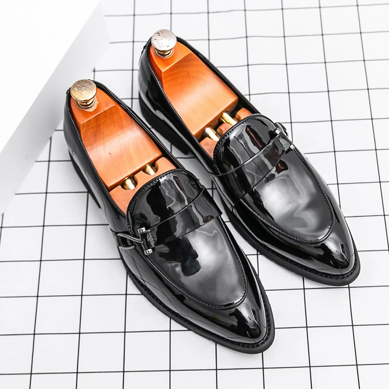 

Classic Black Patent Leather Loafers Men Flat Pointed Toe Dress Shoes Man Casual Business Shoe Men's Dinner Shoes Big Size 38-46
