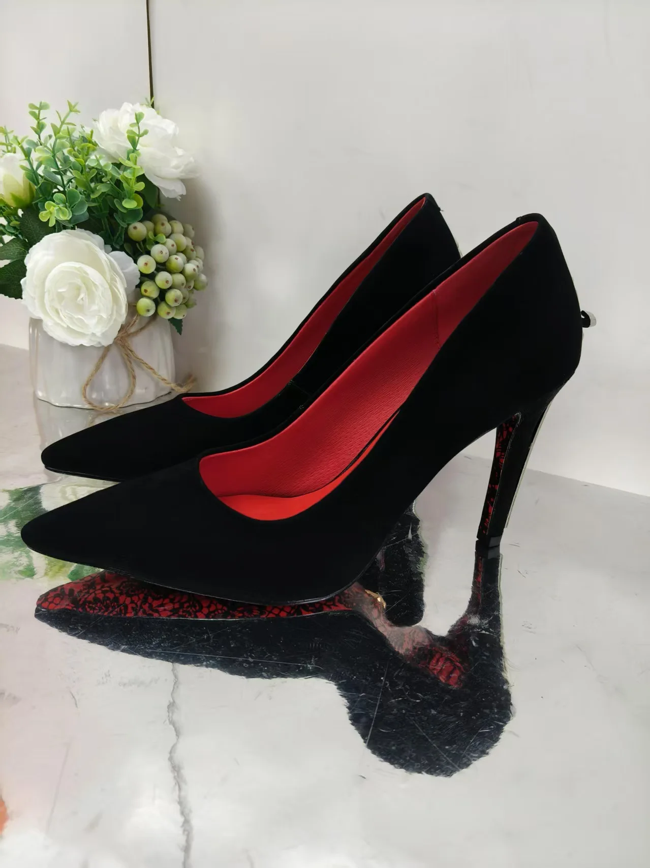 

Sexy Woman Stiletto High Heel Genuine Leather Pump Shoes Slip On Female Black Red Pointed Toe Party Wedding Pump Shoes