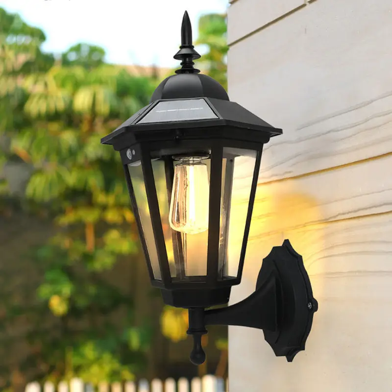 Solar wall lamp outdoor waterproof retro garden light outdoor garden atmosphere light decorative light automatic induction