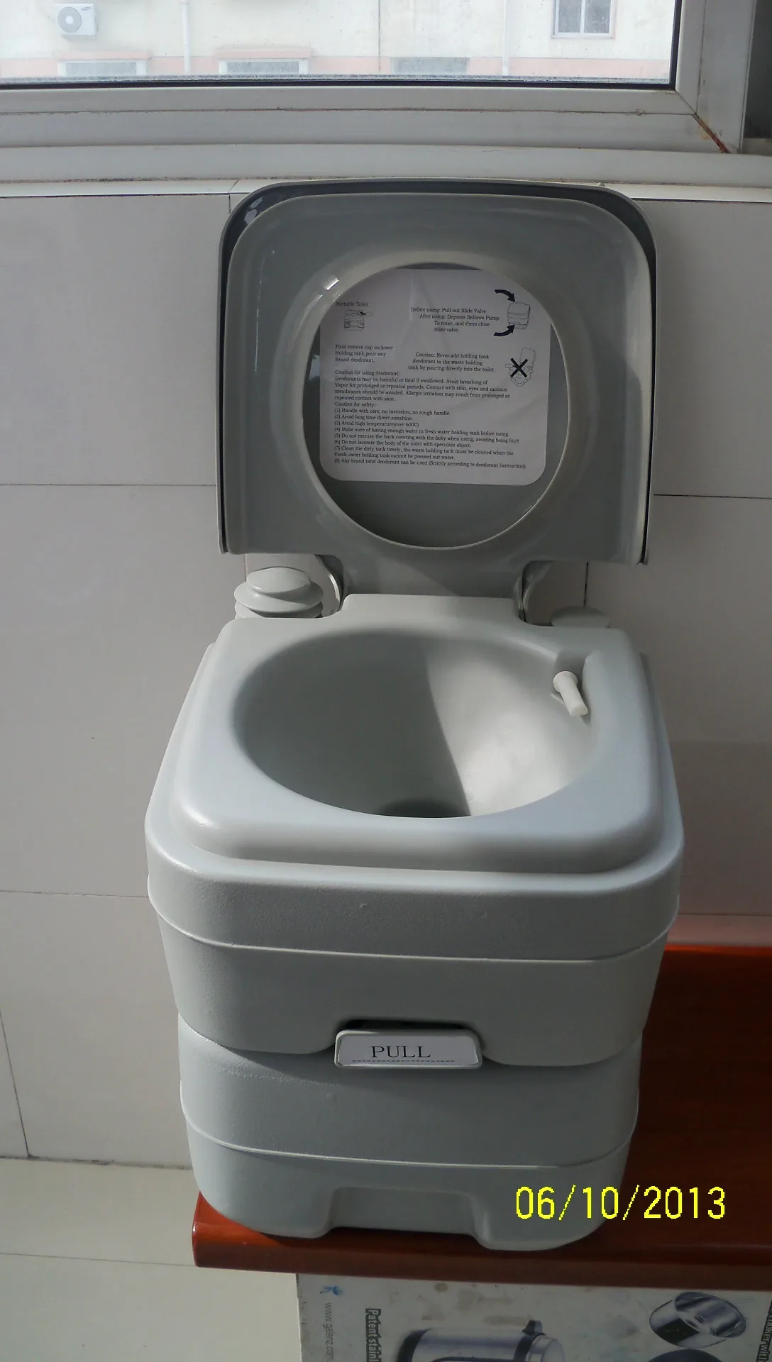 RV camping portable car deodorant outdoor mobile medical toilet pregnant women elderly household flush toilet