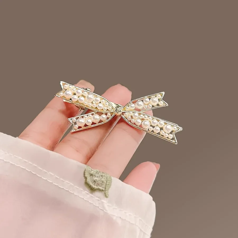 한국 스타일 우아한 Peals 할로우 보우 머리핀 새로운 사이드 클립 앞머리 클립 금속 Duckbill 클립 여성 패션 헤어 액세서리