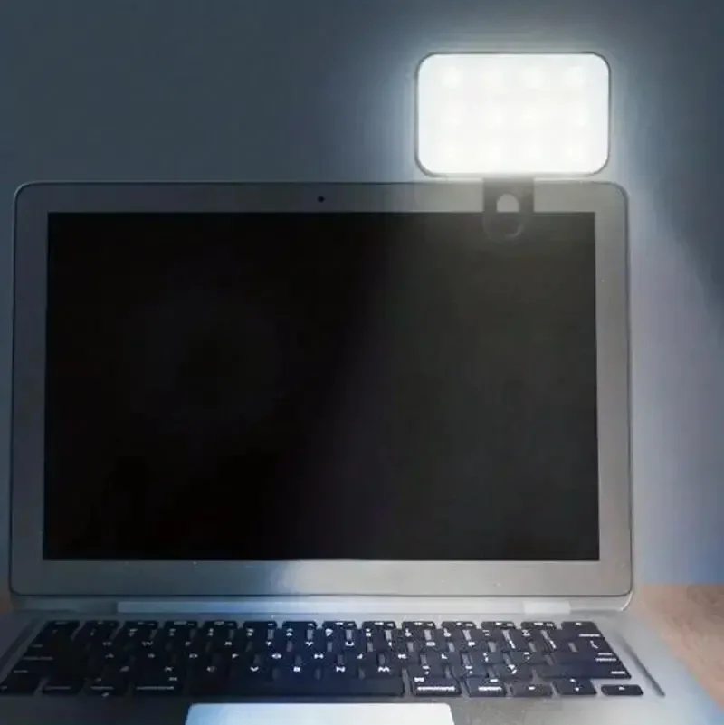 3 modalità portatile Mini Selfie Fill Light Clip di luminosità regolabile ricaricabile per luce di riempimento del Computer del telefono cellulare