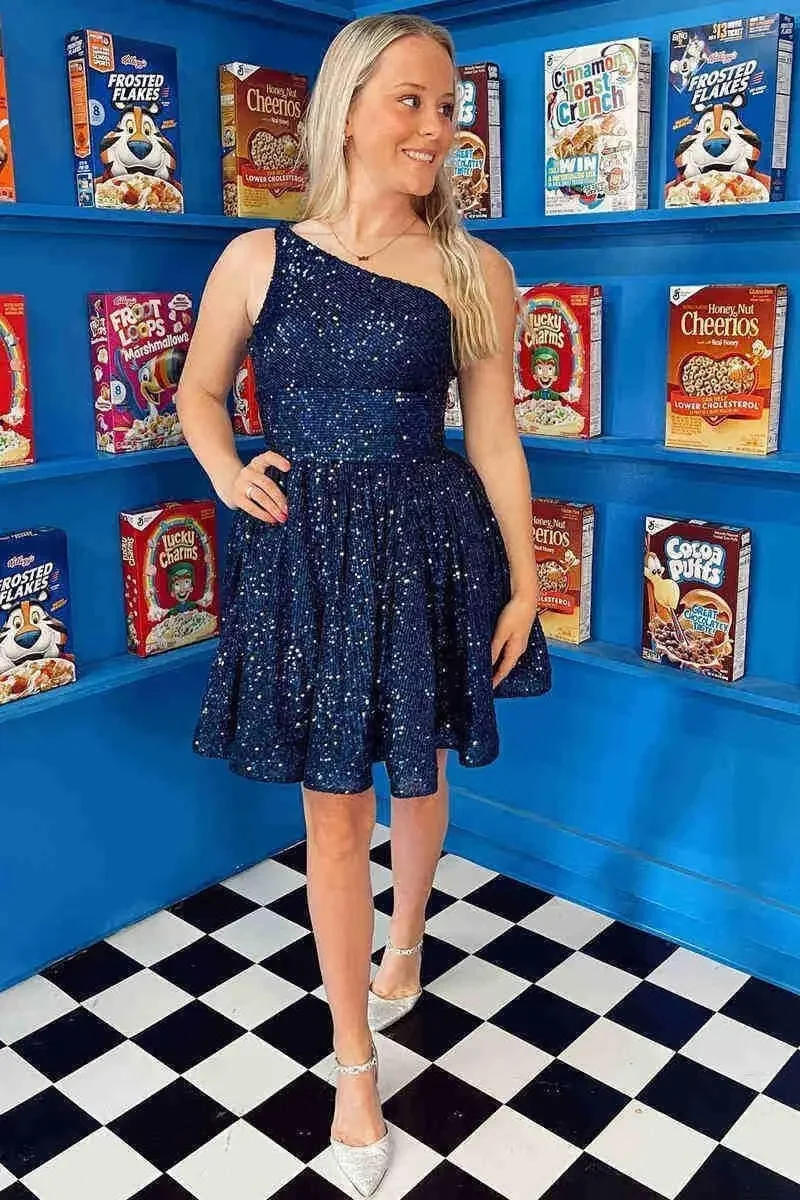 Evening Sparkly One Shoulder Homecoming Dresses Short Prom Dress Sequin Mini Cocktail Party Dress for Women and Girls