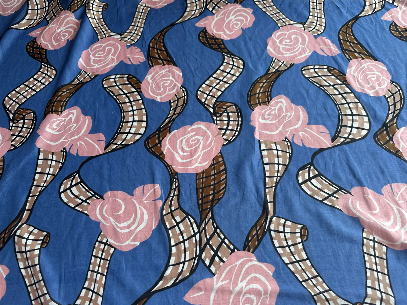 1 meter 55% Mulberry Silk 45% Cotton 12 momme Blue with Pink Floral Printed Fabric 135cm 53\