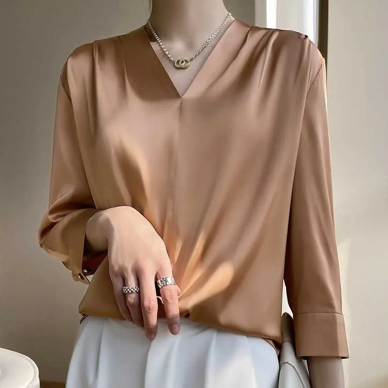 Sommer Damen Seidensatin V-Ne T-Shirt Long Sve Desert Sle Slim Fit irt Polyester Stoff Nine Points Sve Top