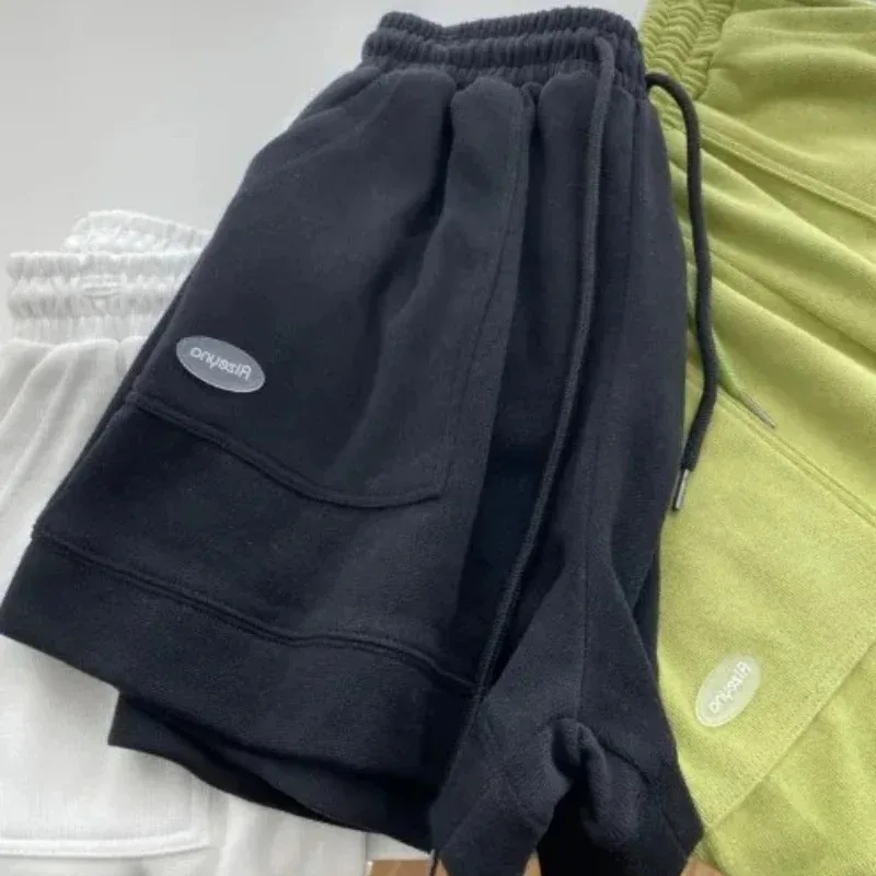 Pantaloncini sportivi versatili per la casa casual comodi e larghi con coulisse a gamba larga da donna, vita sottile, vestibilità slim, nuovi