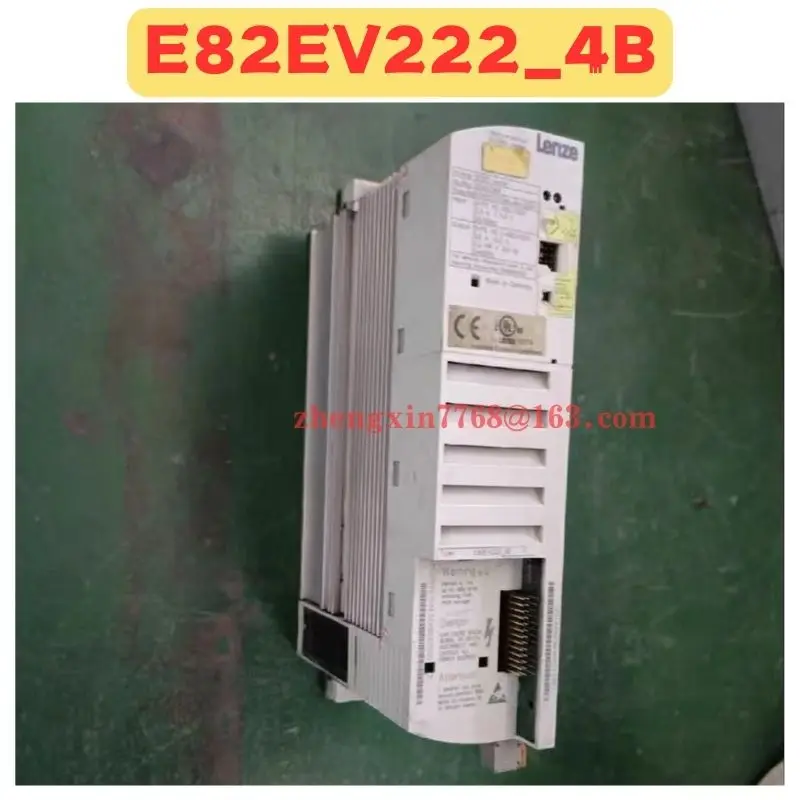 Used Frequency Converter E82EV222_4B E82EV222 4B Normal Function Tested OK