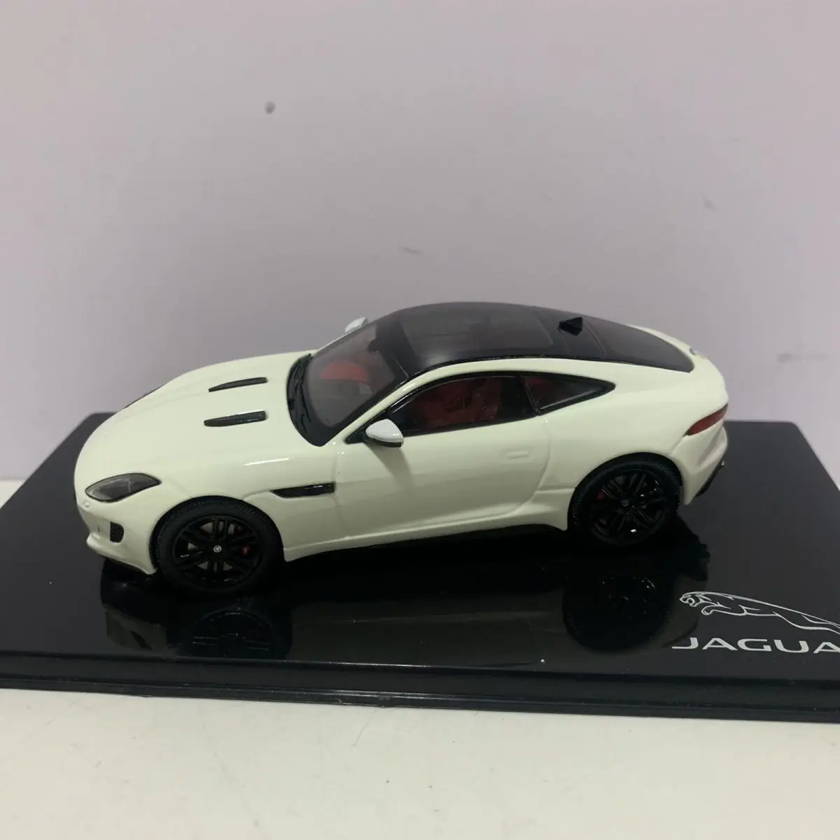 Diecast 1/43 Scale JAGUAR F-TYPE COUPE 