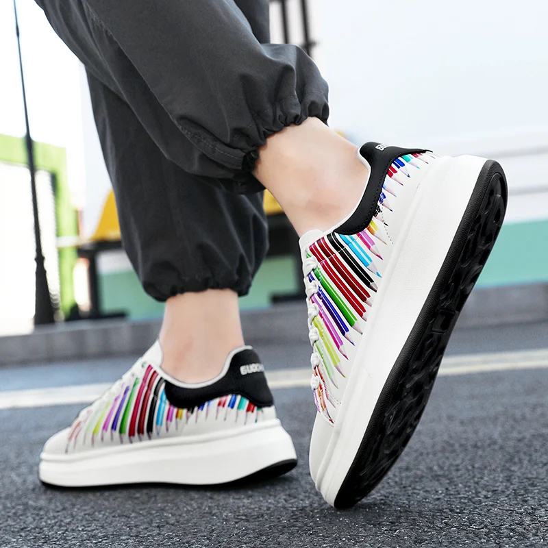 Brightly colored and comfortable sports shoes, with a fashionable design, suitable for daily wear.