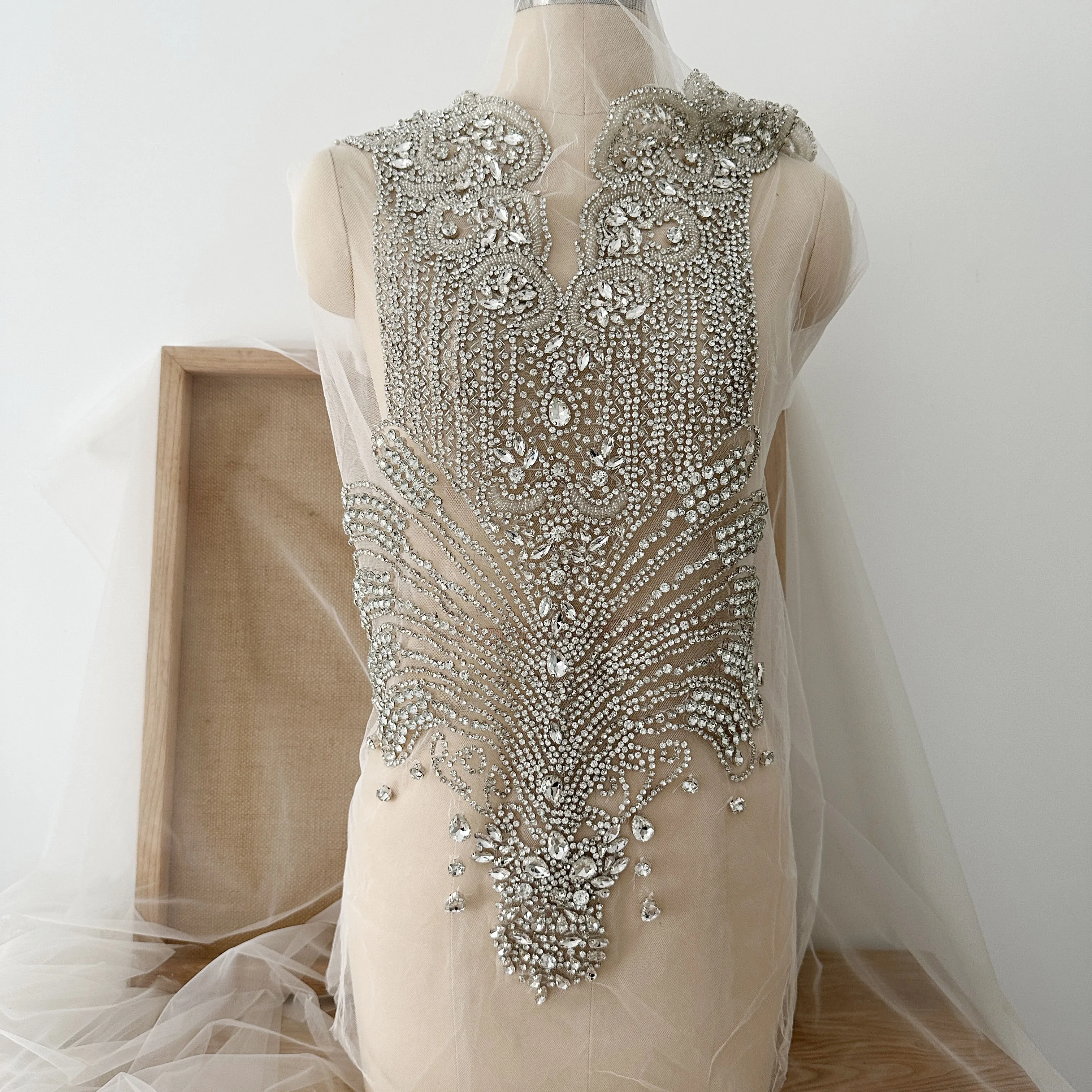 Luxury Silver 3D Hand Sewn Rhinestone Bridal Bodice Lace Applique for Wedding Gown Overlay, Lace Veils, Couture Applique