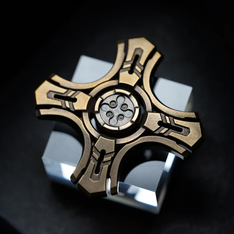 Fidget Spinner Adult Office Creative Decompression Personality Edc Toys Leisure and Entertainment Metal Portable Tide Play