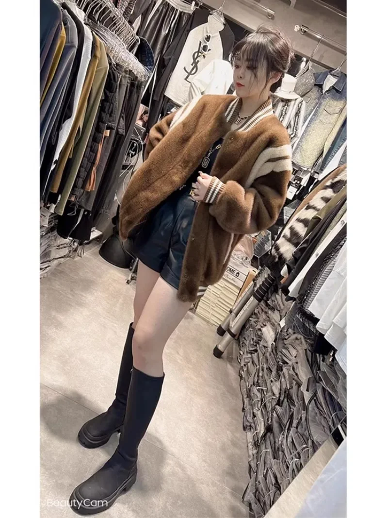 2024 Winter European New Mink Fleece Fur Integrated High-end Niche Non-collision Fur Modna i wszechstronna kurtka dla kobiet