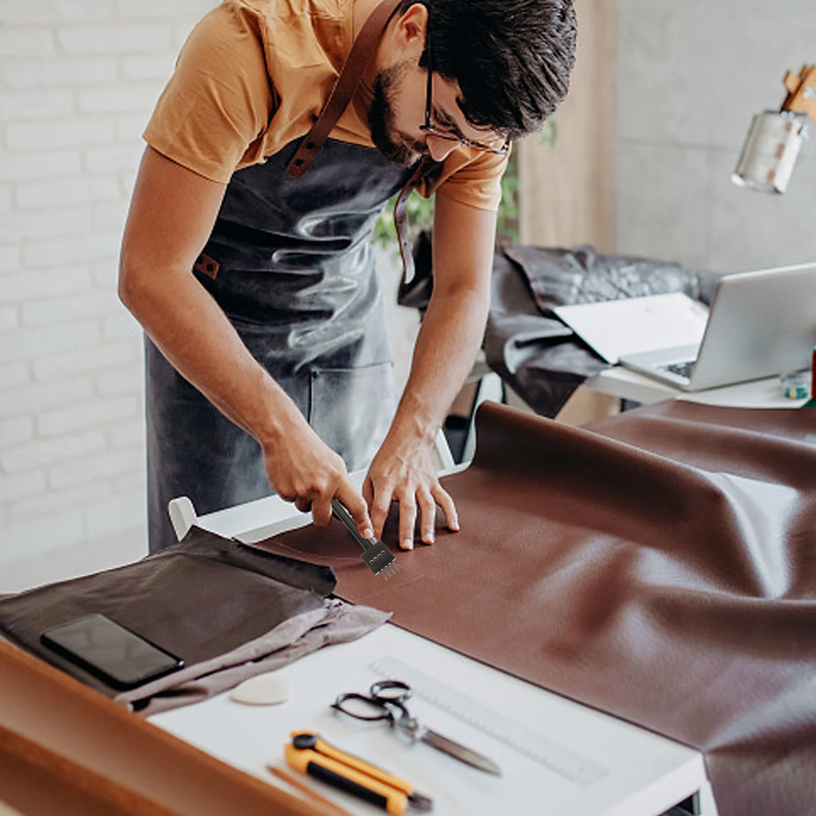 

3Pcs Hole Puncher High Performance Spacing Punch Tool for Belt Making Handmade Leathercrafts Fine Polished Burrs Free