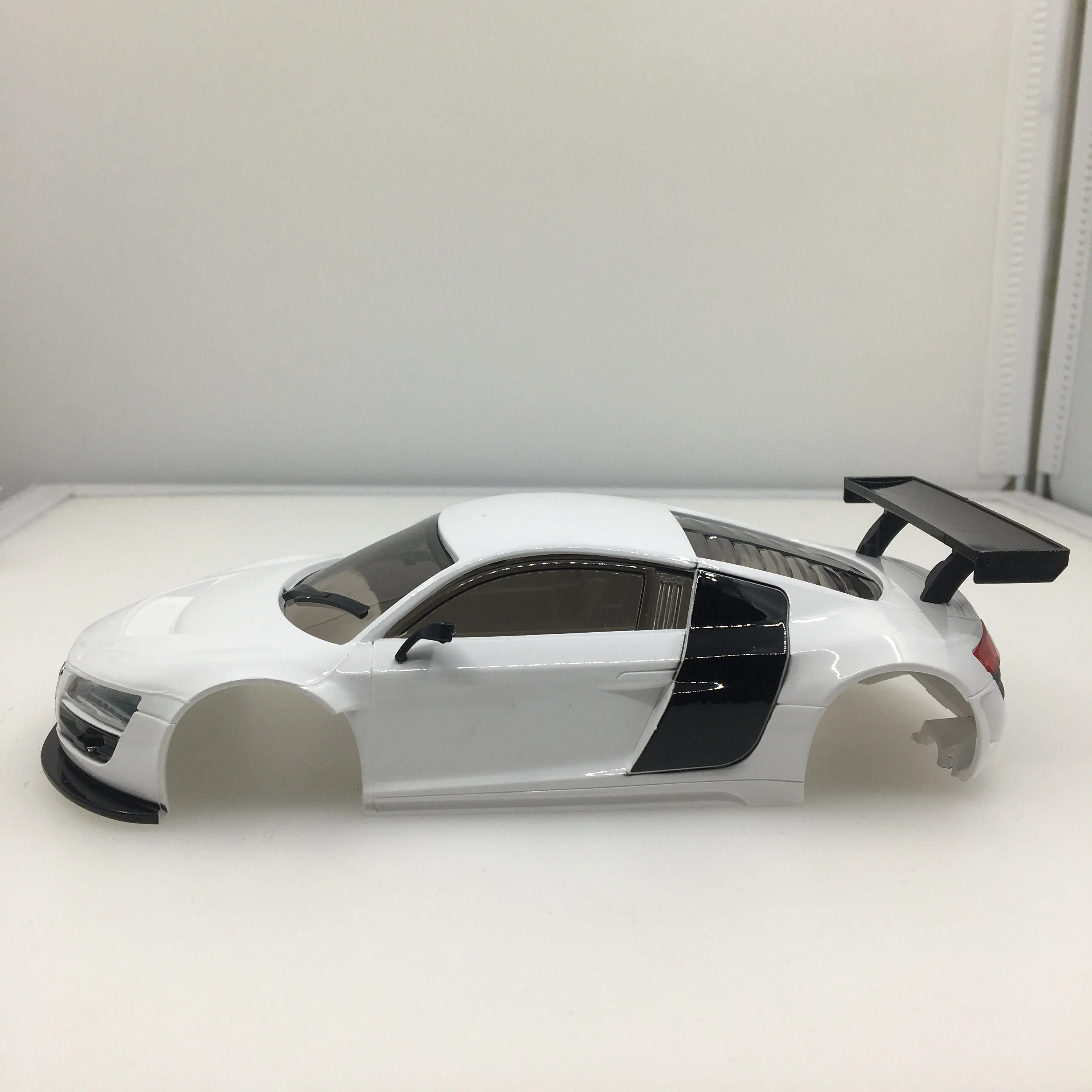 ABS Plastic R8 Car Shell Body Shell 98mm Wheelbase for 1/28 RC Car Mini-Q HGD1 XRX DRZ DriftArt Kyosho Mini-Z