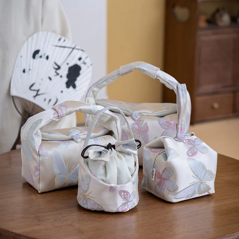 

Brocade Embroidered Butterfly Tea Set Storage Bag Traditional Tea Cozy for Teapot Portable Travel Storage Bags Drinkware Teaware