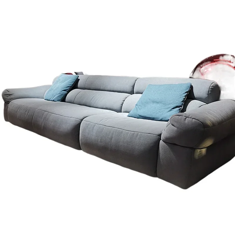 

Minimalist Internet celebrity sofa
