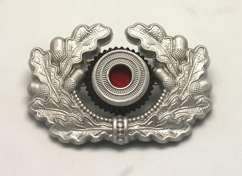 

German Heer Cap Wreath and Cockade in Silver