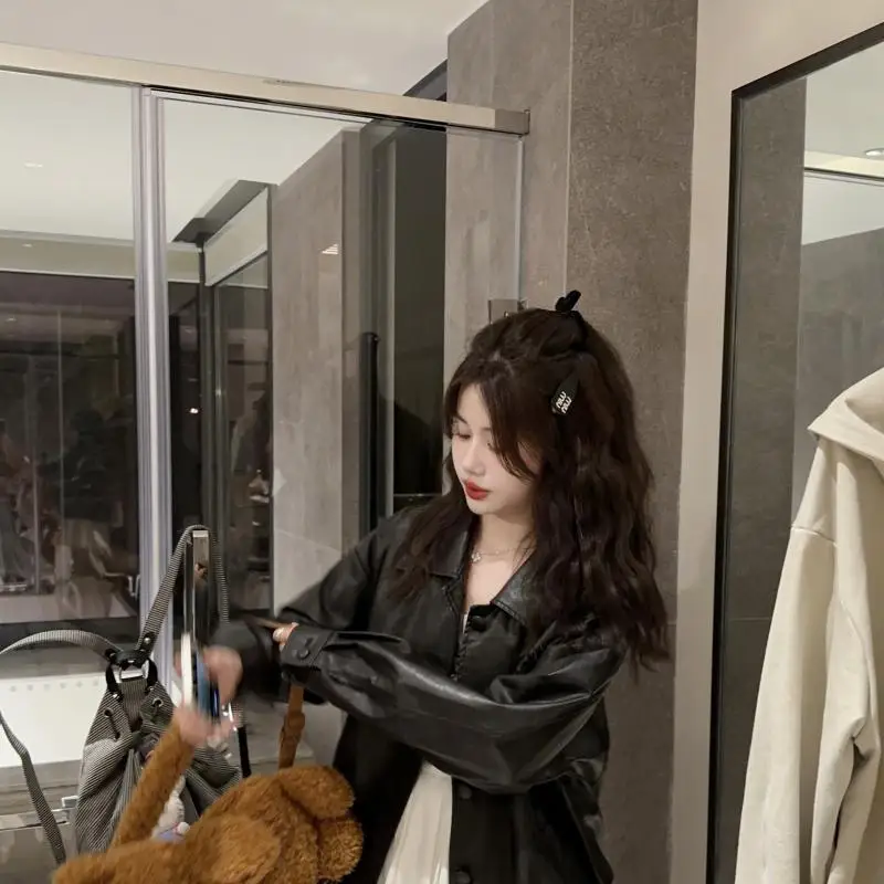 2025 Kawaii سانريو مرحبا كيتي الخريف/الشتاء الرجعية المطرزة معطف أسود حلو كول تنوعا معطف سترة علوية الفتيات الهدايا اللعب