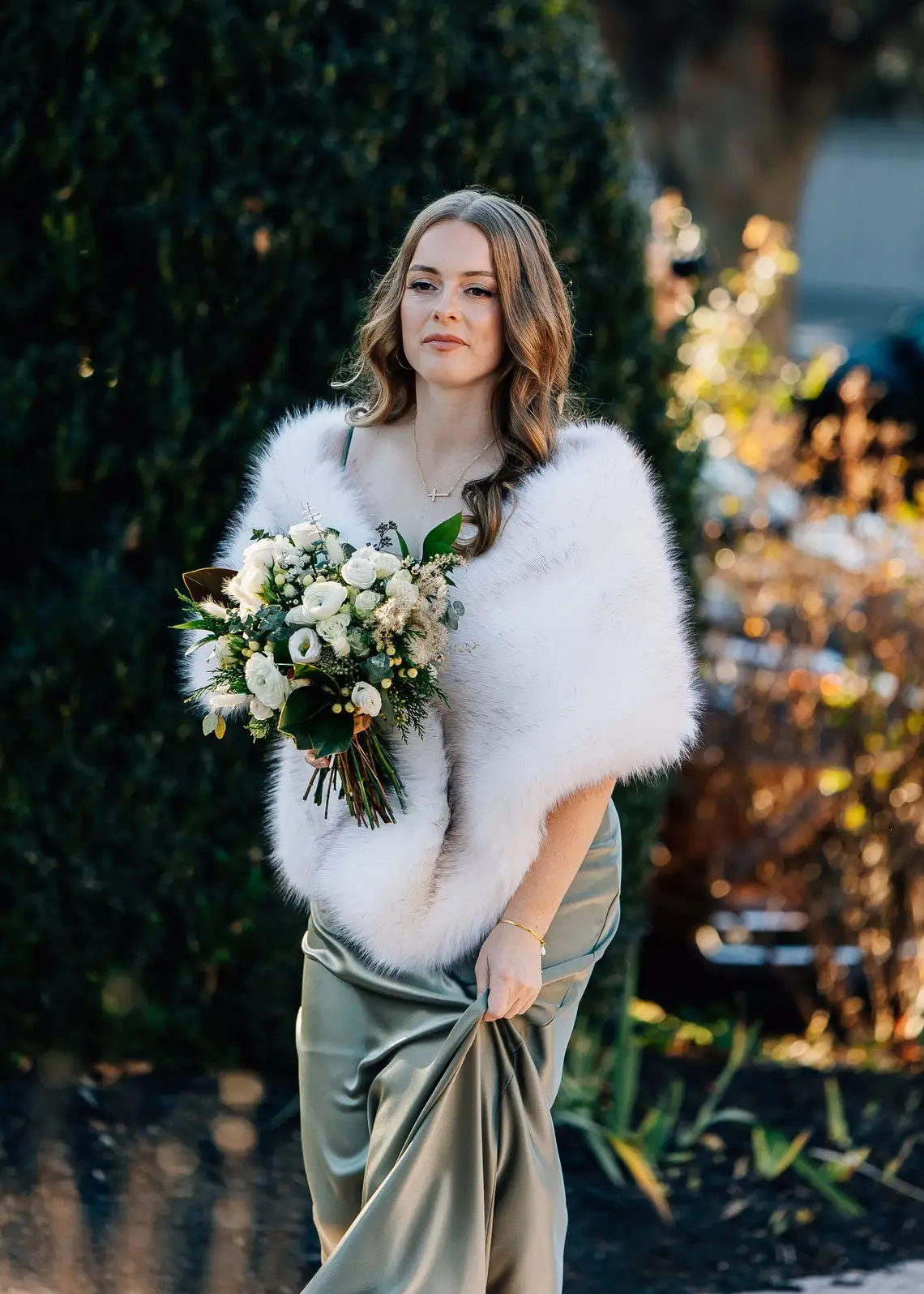 Kość słoniowa z czarnymi tipsami faux futro ślubne futro ślubne wzruszenie ramion futro z kości słoniowej wrap bridal Faux futro Stole futrzany szal Cape