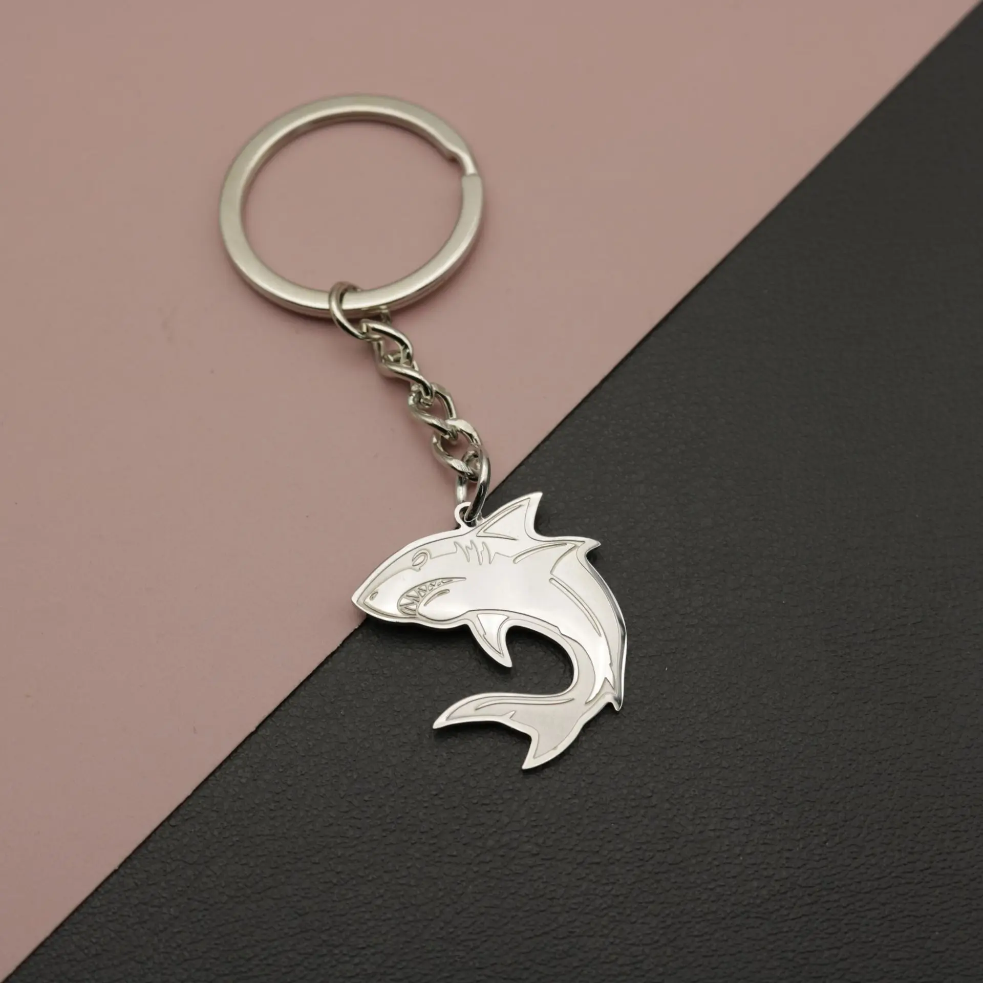 Creative Keychain Stainless Steel Shark Vintage Keychain