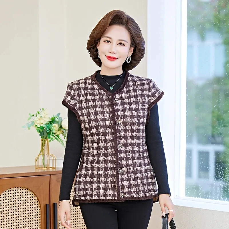 Elderly Female Quilted Warm Sleeveless Jacket Autumn Winter Middle Aged Mother Casual Print Fleece Waistcoat Women Vest Coat 4XL