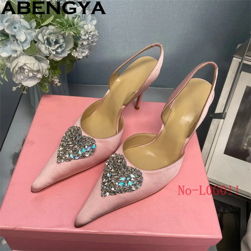 ハート型のクリスタルインレイとんがりつま先ハイヒールサンダル女性のセクシーなグラディエーターサンダル女性の夏のサテンドレスパーティーシューズ Mujer