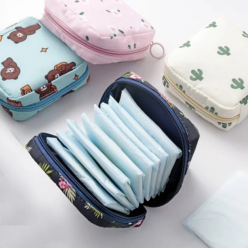 Women Cute Cartoon Mini Cosmetic Bags Lipstick Sanitary Pad Storage Bag Fashion Ladies Beauty Makeup Organizer Purses Bag Pouch