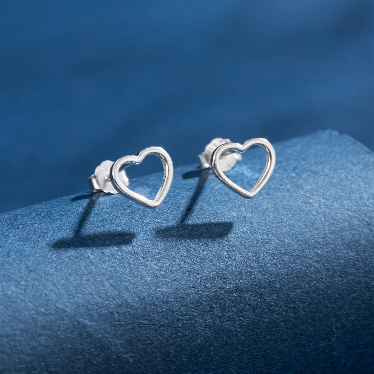 925 Sterling Silver Earrings Woman Lovely Small Wing Heart Dog Footprint Piercing Stud Earrings Fine Jewelry Birthday Gifts