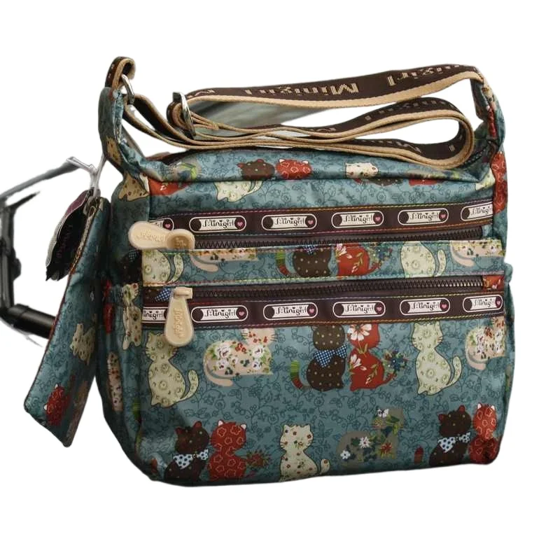 

New Women's Bag Messenger Zipper Large Bag Multi-level Large-capacity Waterproof Cloth Handbag European and American Trendy Bag