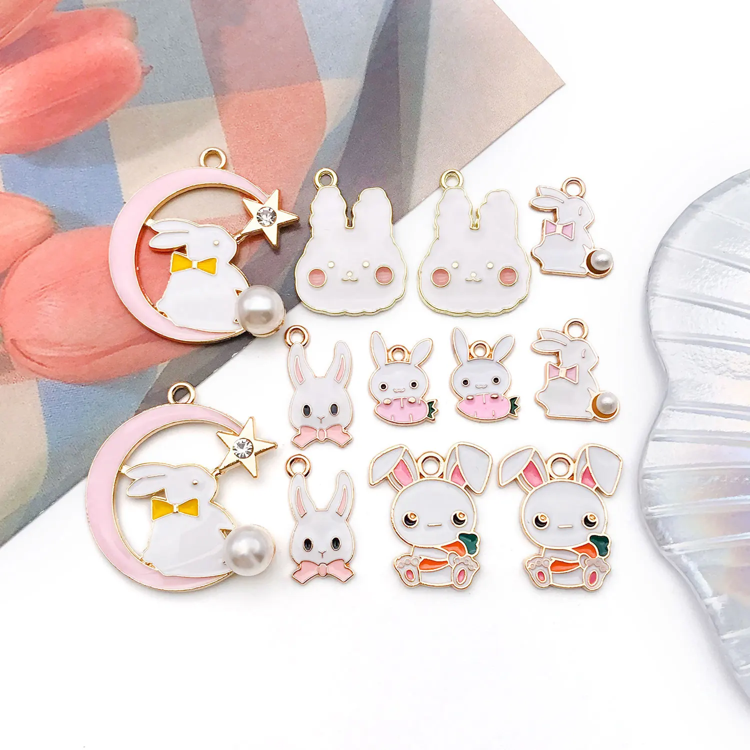 

12pcs/set of mixed drip oil Easter bunny pendant, DIY necklace, bracelet, earring, jewelry, Halloween Thanksgiving accessories.