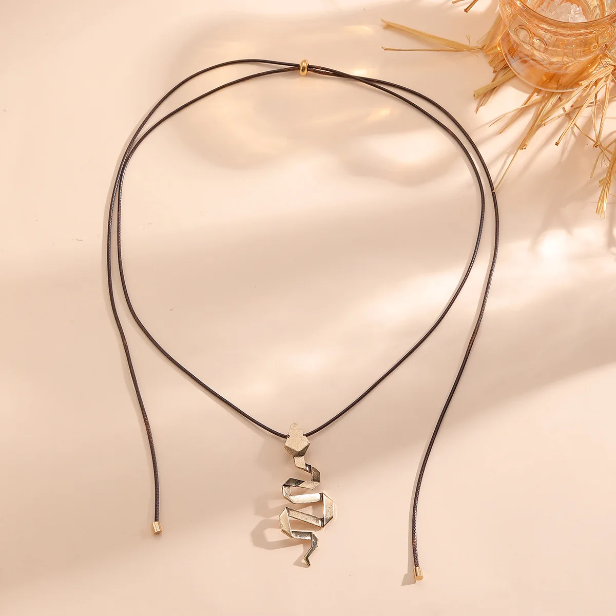 Creative Origami Snake-shaped Alloy Pendant Necklaces for Women Adjustable Leather Rope Stacked Collarbone Chain Summer Jewelry